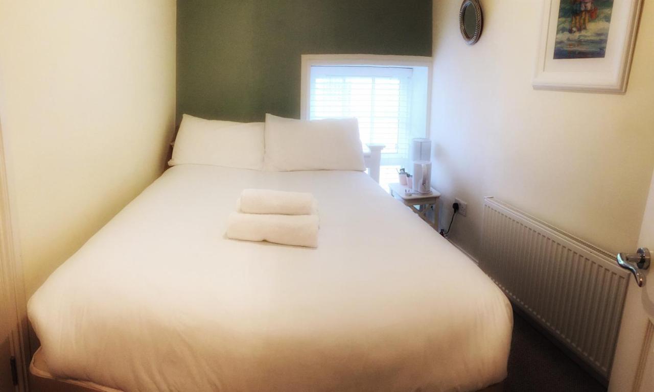 Salthill Prairie House - Boutique Townhouseゲストハウス エクステリア 写真